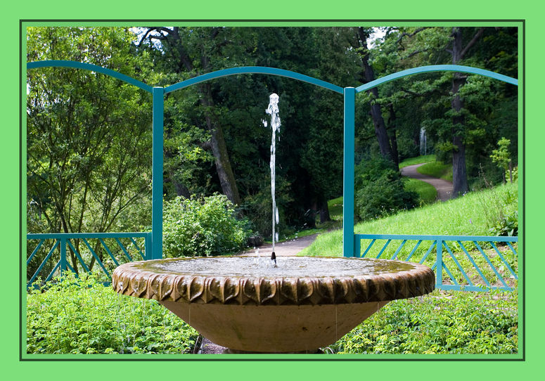 Brunnen im "Goethepark" Weimar