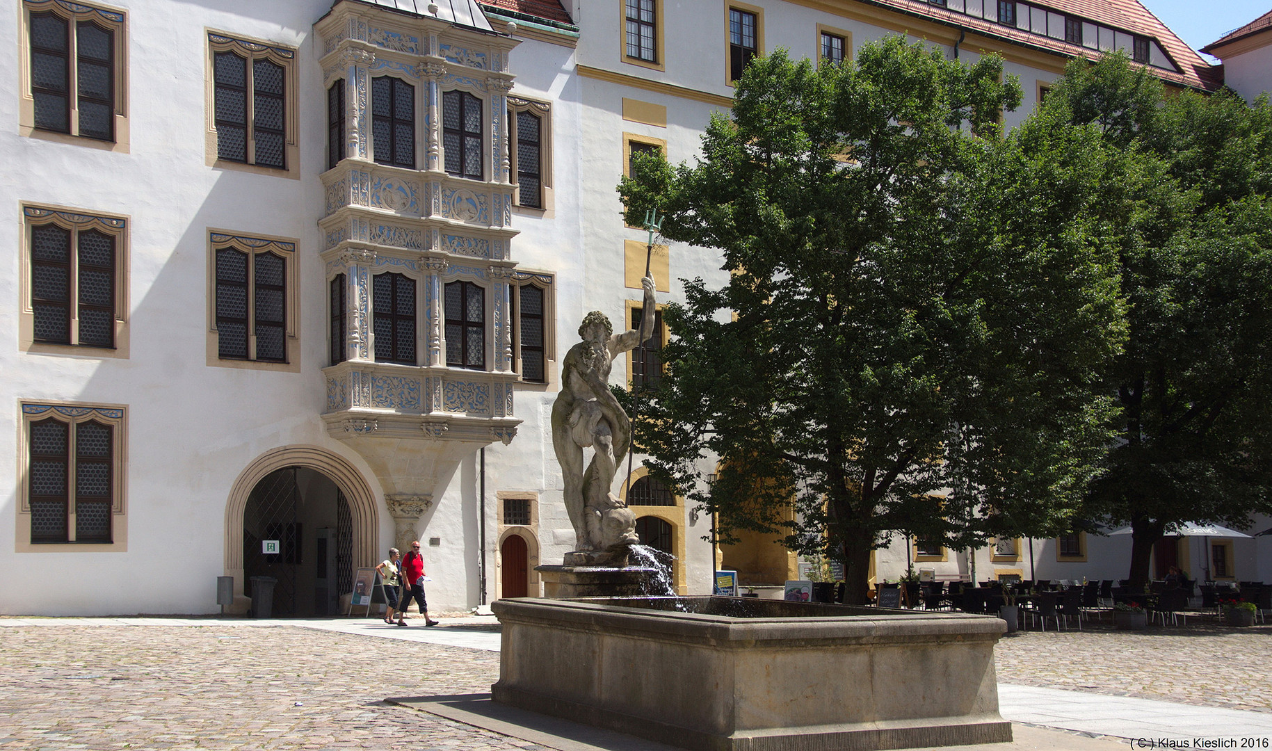 Brunnen im Hof vom Schloss Hartenfels in Torgau