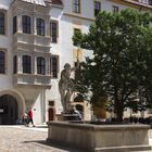 Brunnen im Hof vom Schloss Hartenfels in Torgau