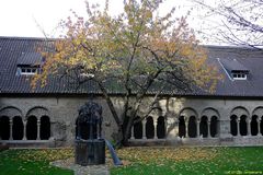 Brunnen im Kreuzgang