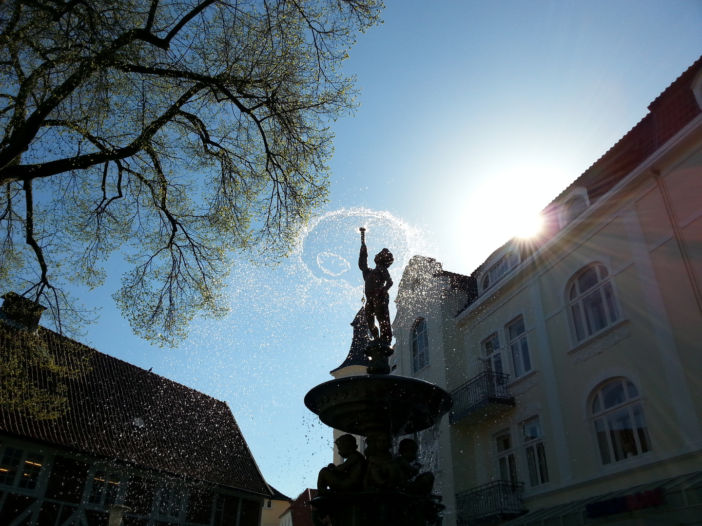 Brunnen im Licht