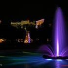 Brunnen im Mirabellgarten mit Blick auf Festung