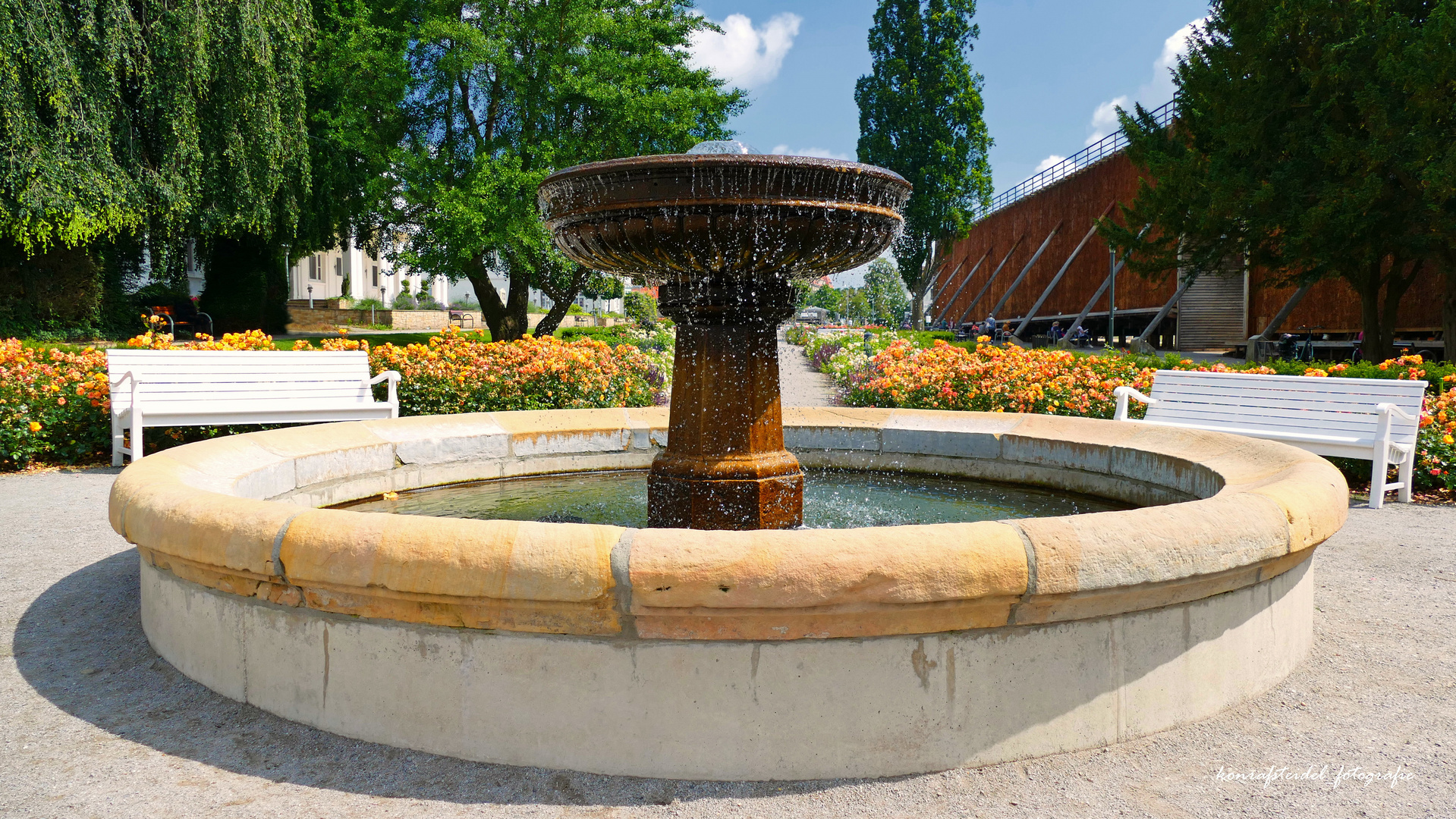 Brunnen im Rosengarten in Bad Salzuflen