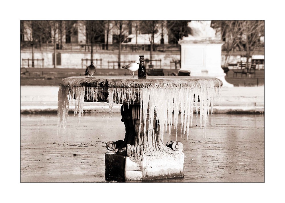 Brunnen in den Tuilerien