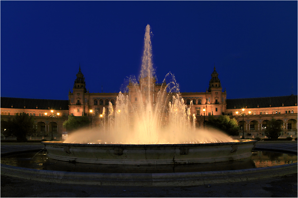 Brunnen in der blauen Stunde (Reloaded)