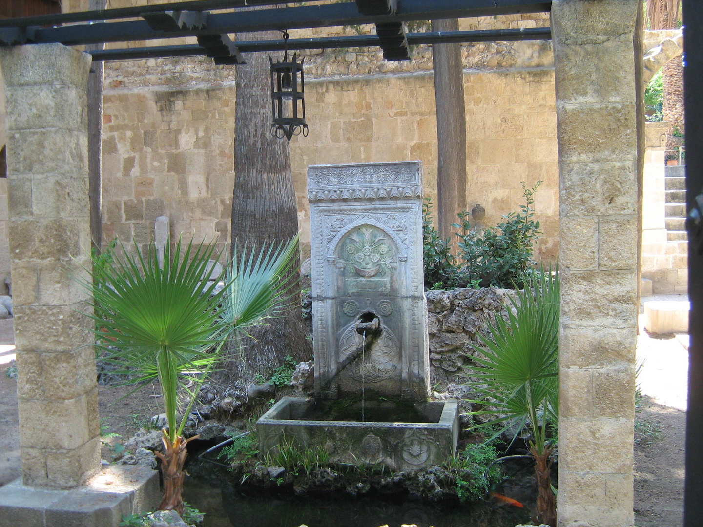 Brunnen in der Feste Rhodos-Stadt