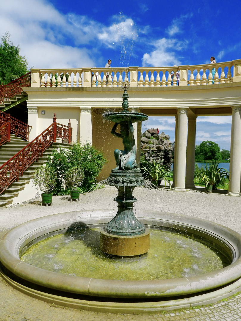 Brunnen in der Orangerie im Schweriner Schloss