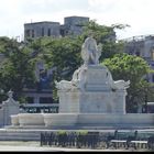 Brunnen in Havanna bei der Busfahrt aufgenommen 