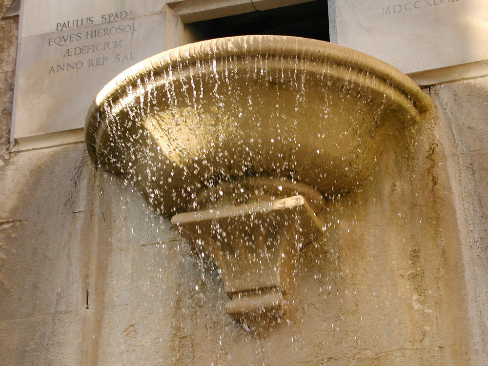 Brunnen in Spoleto