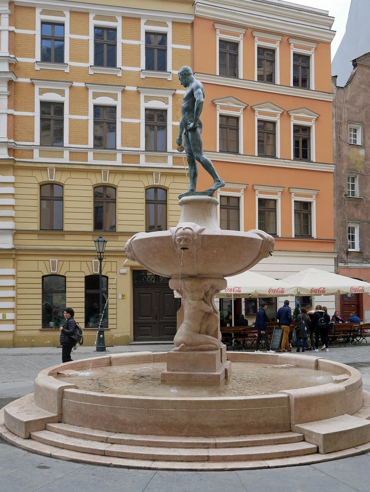 Brunnen mit Jüngling