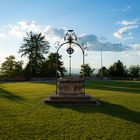 Brunnen mit ohne Licht