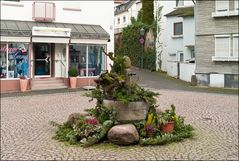 Brunnen mittig