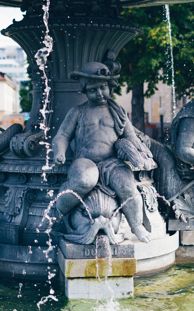 Brunnen / Schlosspark Stuttgart