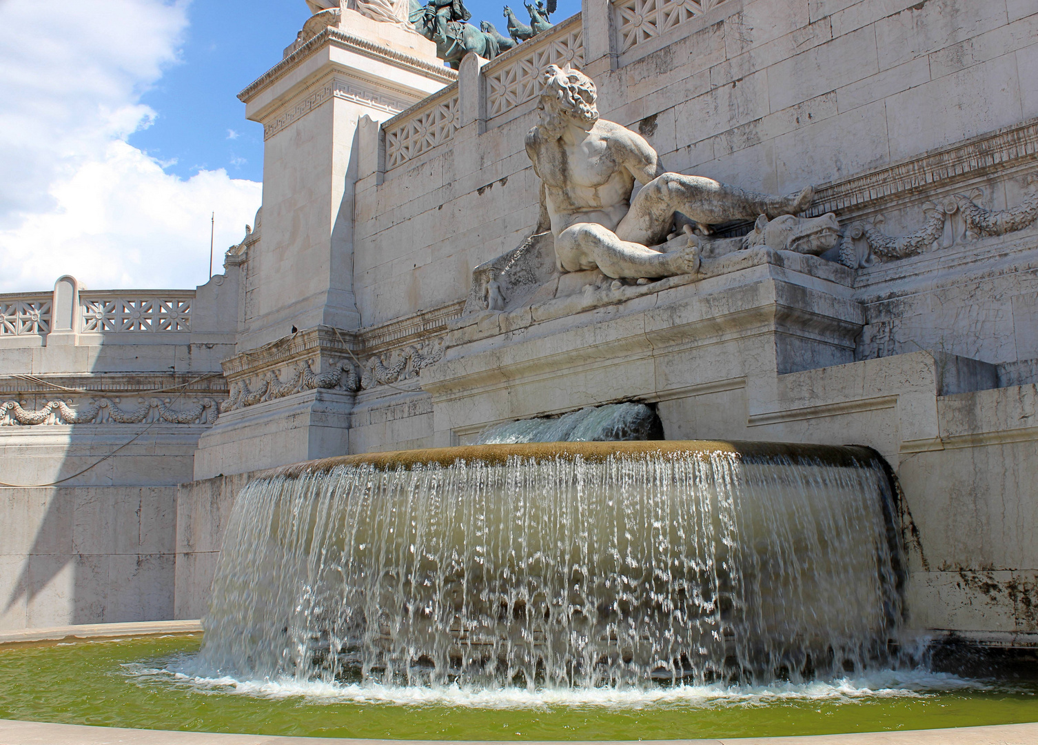 Brunnen-Statue ...