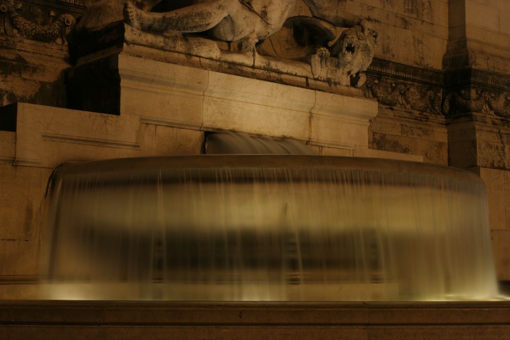 Brunnen vor dem Vittorio Monument