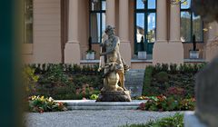 Brunnen vor der Hahn Villa