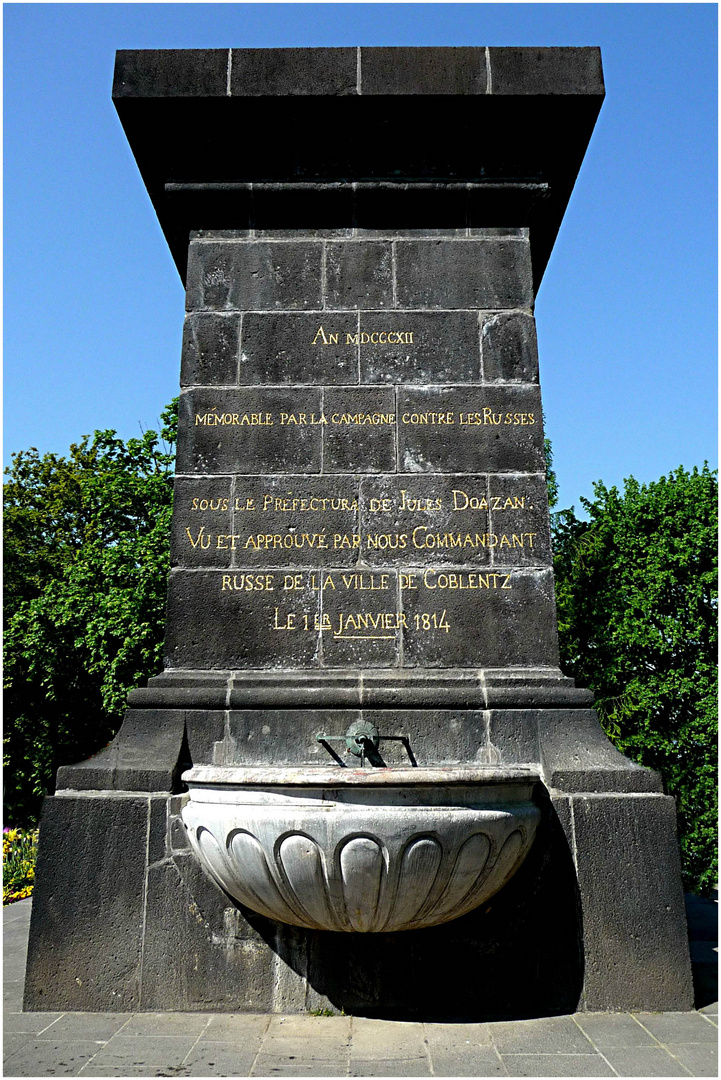 Brunnen vor der St. Kastor Basilika Koblenz