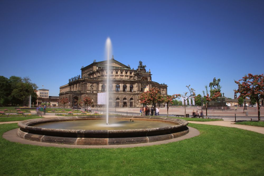 Brunnen vor Semperoper - Langzeitbelichtung