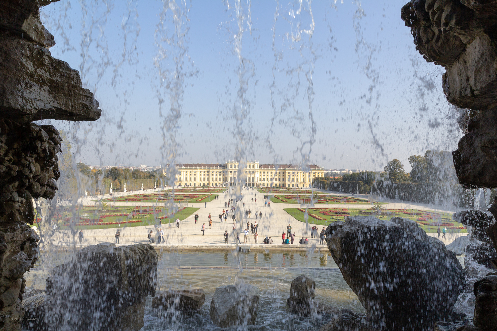 Brunnenblick auf Schloß Schönbrunn