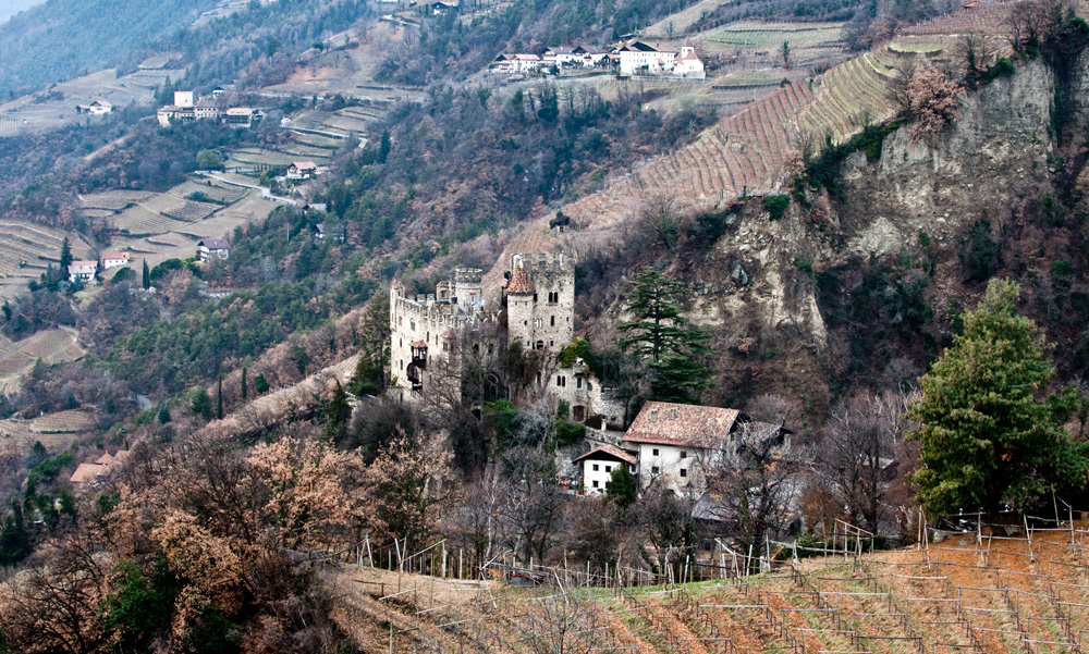 BRUNNENBURG BEI DORF TIROL Foto & Bild architektur, schlösser