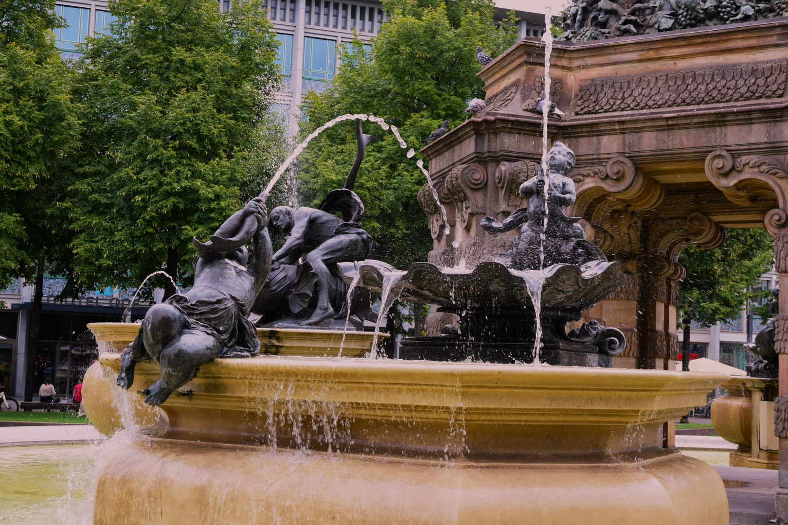 Brunnenfigur Paradeplatz  in Mannheim