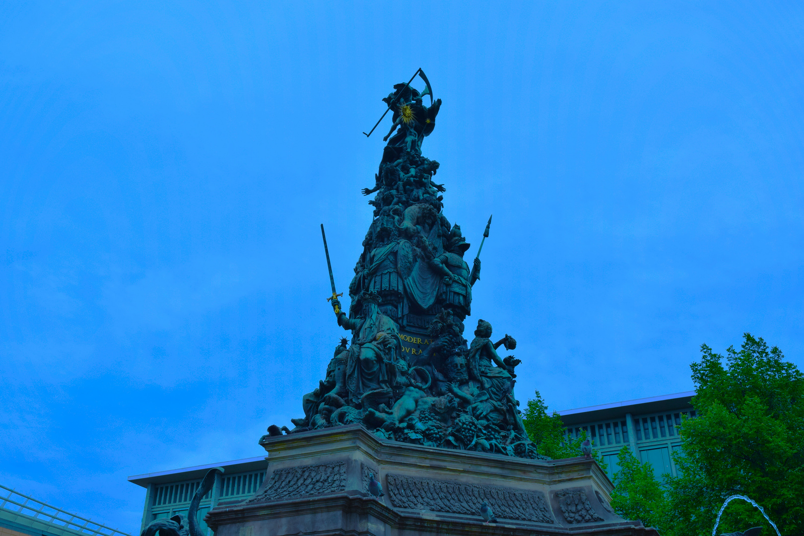 Brunnenfigur paradeplatz mannheim