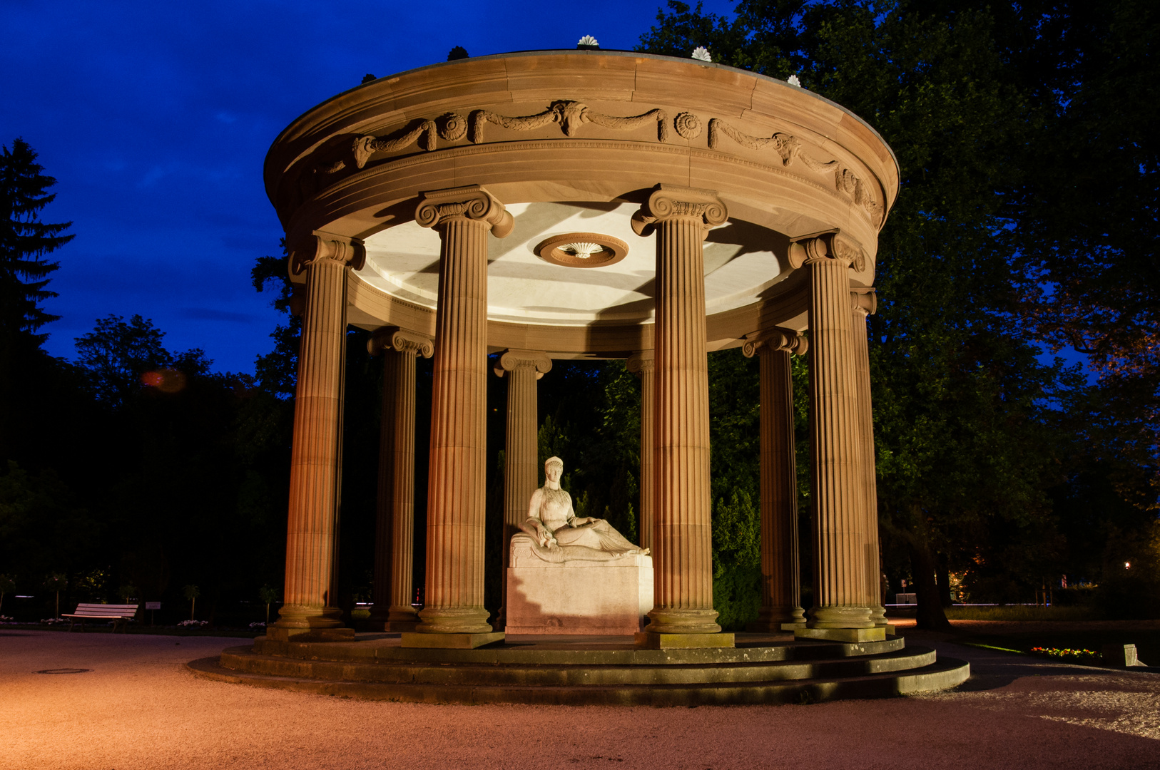 Brunnentempel - Elisabethenbrunnen