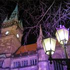 Brunschweiger Rathaus im Scheinwerferlicht der Eisbahn