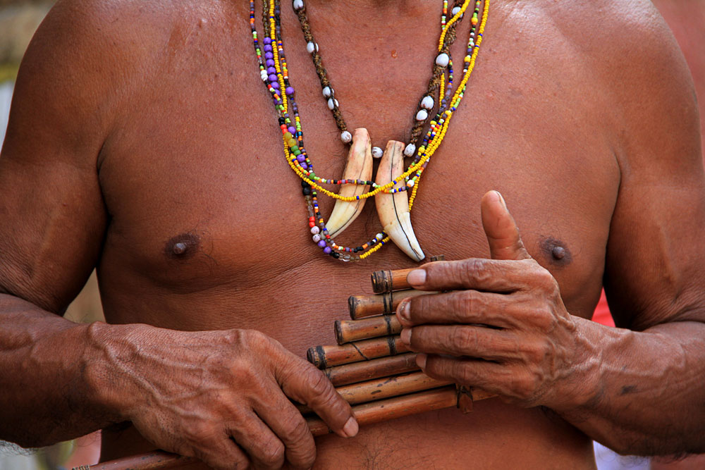 Brustschmuck ein es Amazonasindianders
