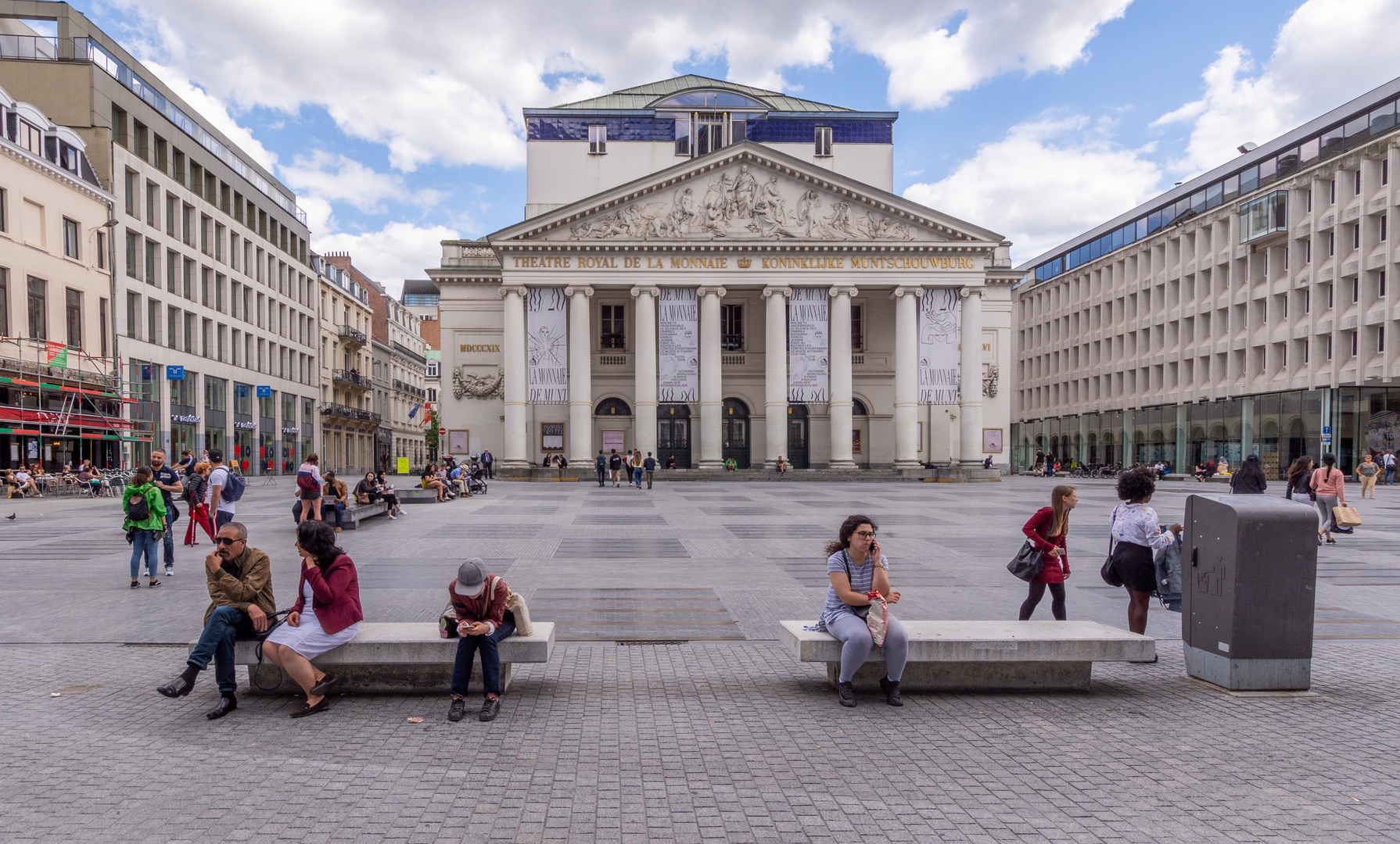 Bruxelles - Place de la Monnaie - Theatre de la Monnaie