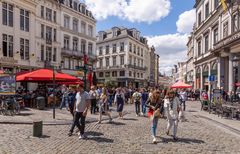 Bruxelles - Place du Marché aux Herbes - 04