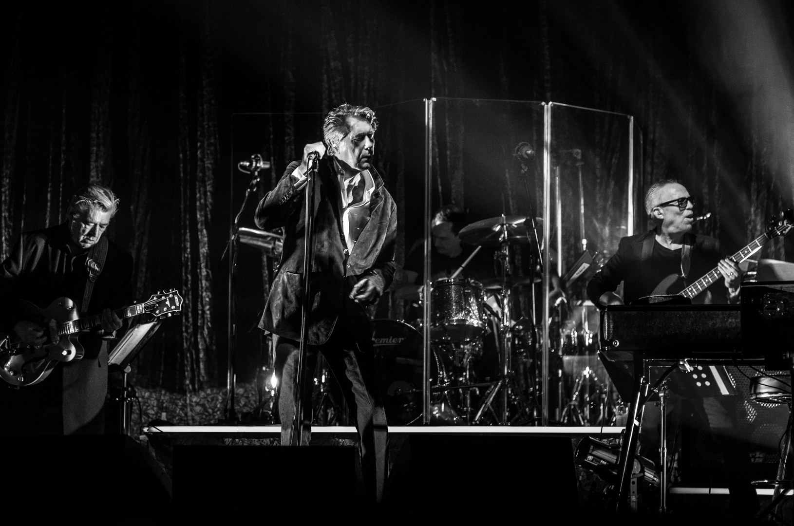 Bryan Ferry Live In Concert (3)