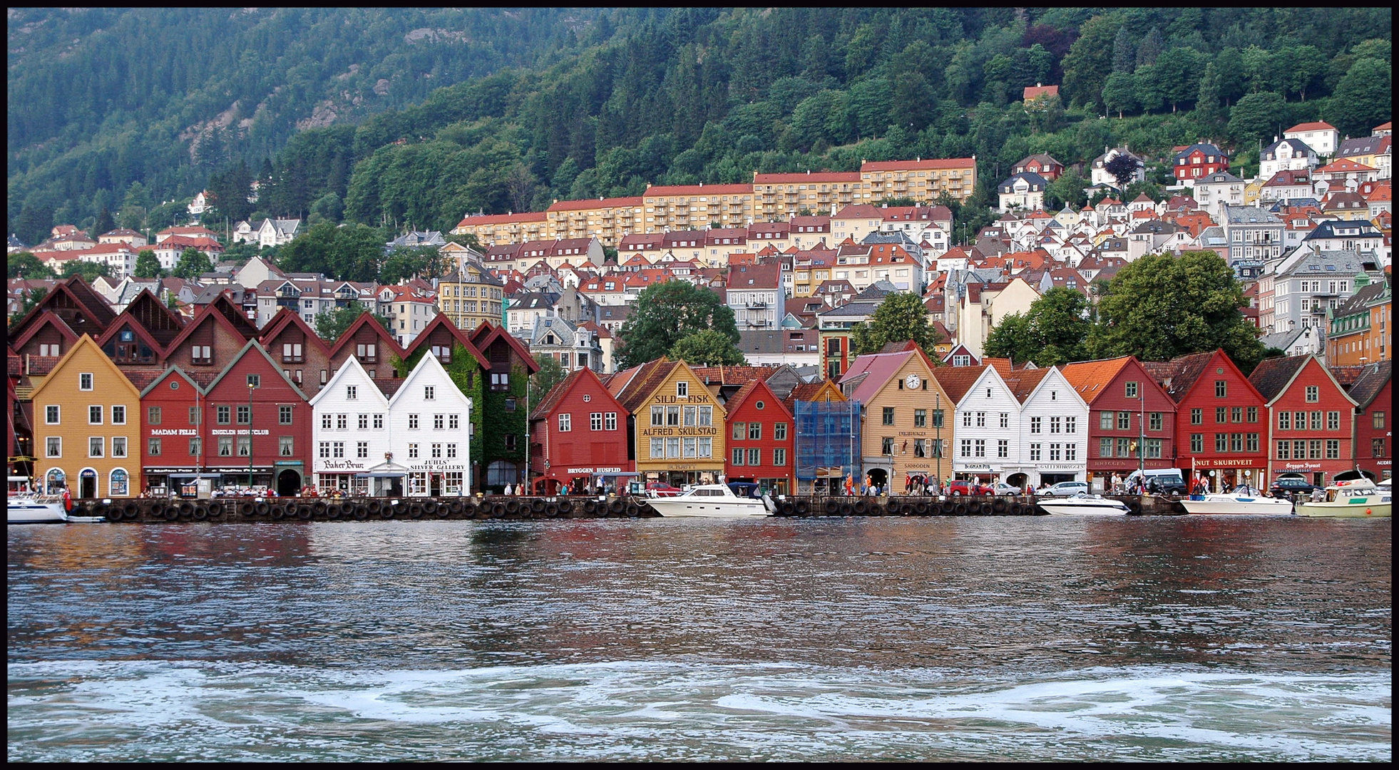 Bryggen (2)