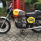 BSA A65T Thunderbolt, Bigbore 750 ccm, Jahrgang 1971, umgebaut zu einem Klassik-Rennmotorrad.