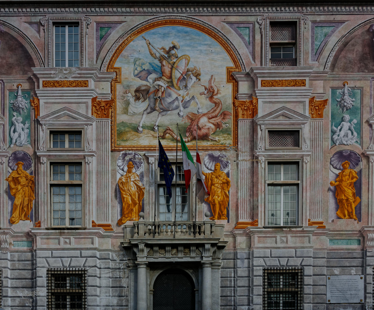 Bâtiment en trompe-l'oeil sur le port de Gênes.