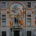 Bâtiment en trompe-l'oeil sur le port de Gênes.