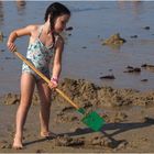 Bâtisseuse sur la plage d’Hendaye