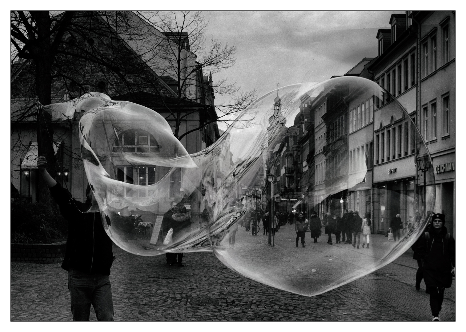 [Bubble]