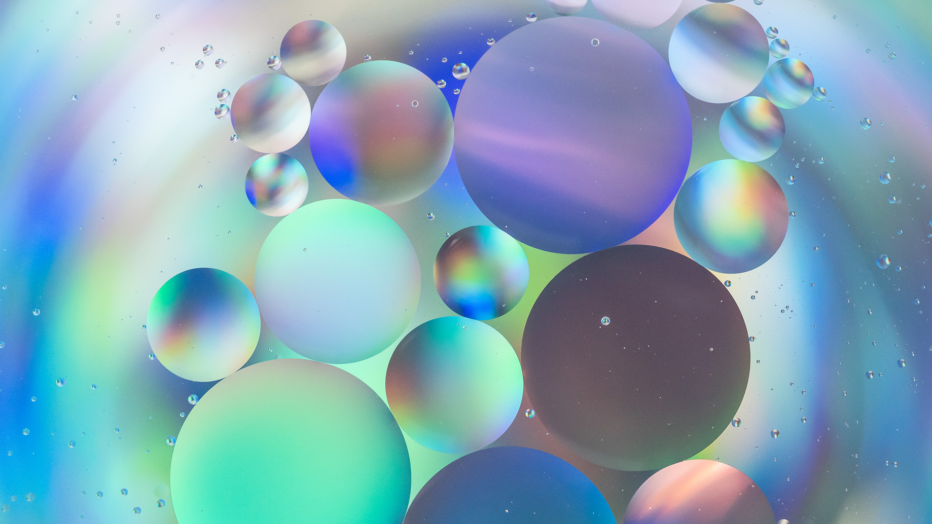 Bubbles in lila....