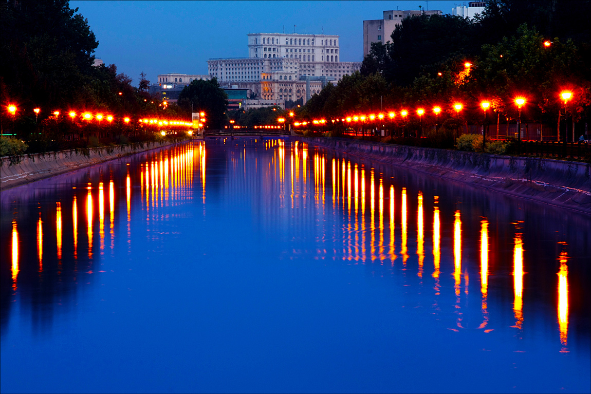 Bucarest - Le début de la nuit I