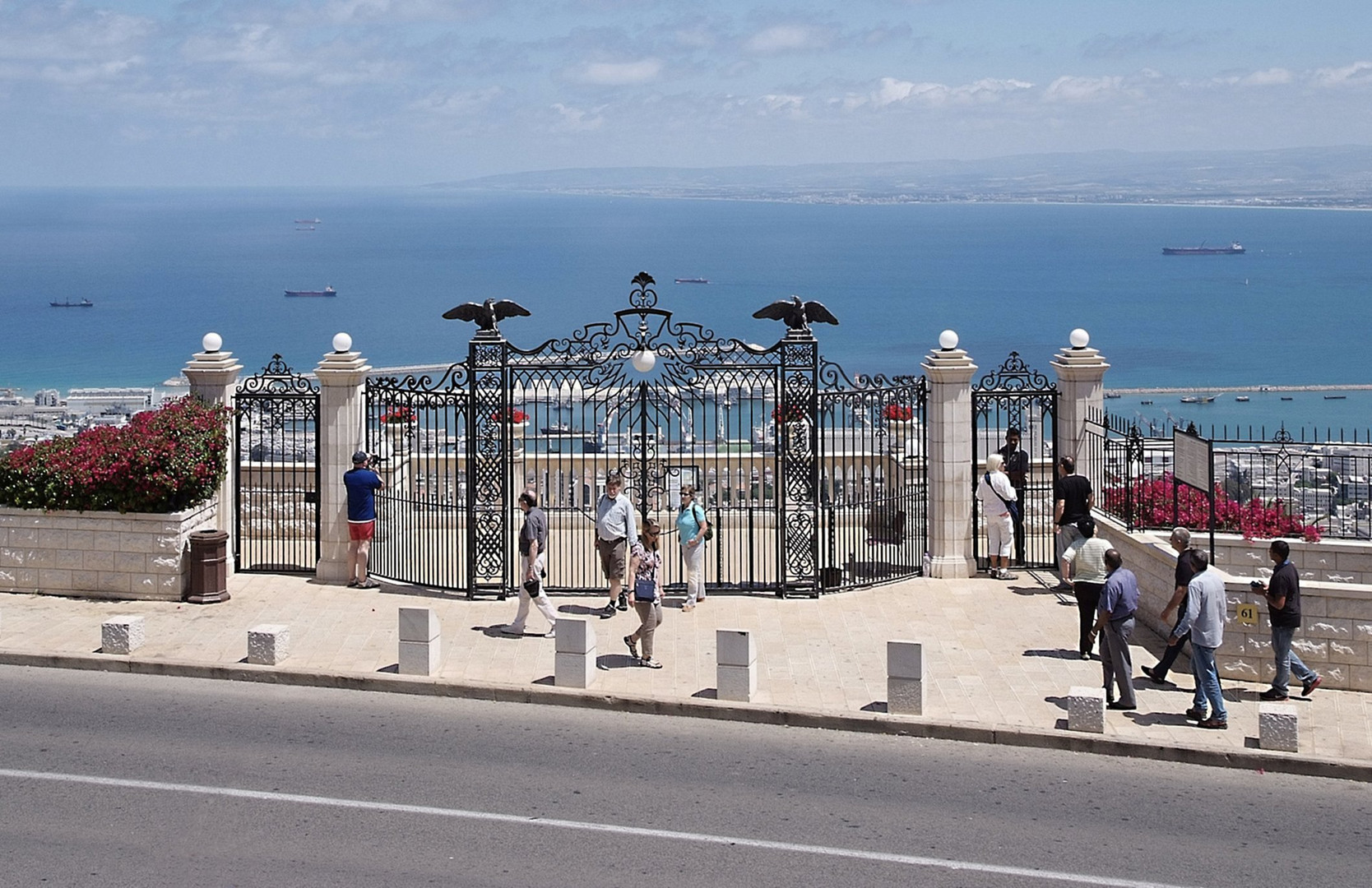 Bucht von Haifa_Eingang Gärten der Bahai