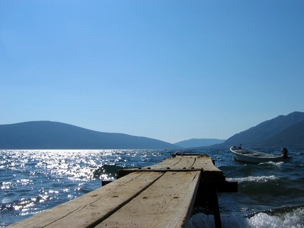 Bucht von Kotor, Montenegro von susuwatari 