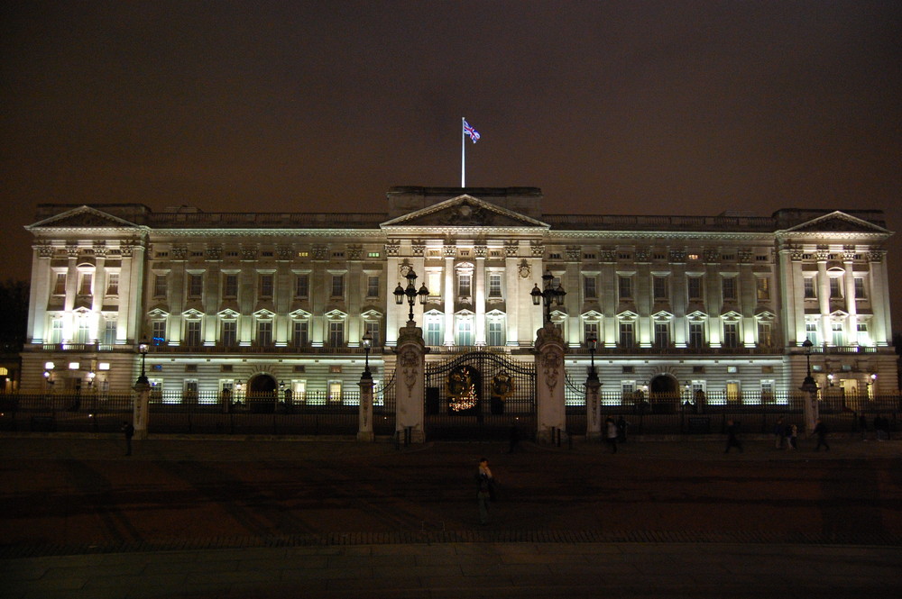 Buckingham Palace Foto & Bild | architektur, architektur bei nacht