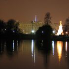 Buckingham Palace bei Nacht