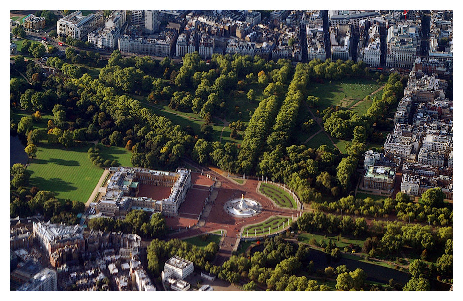 Buckingham Palace from Air