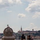 Budapest admirée par  deux touristes.