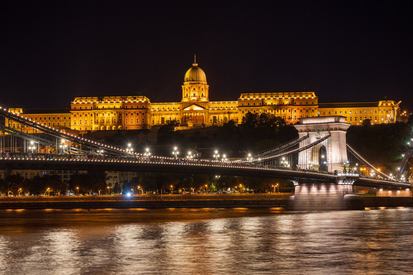 Budapest bei Nacht