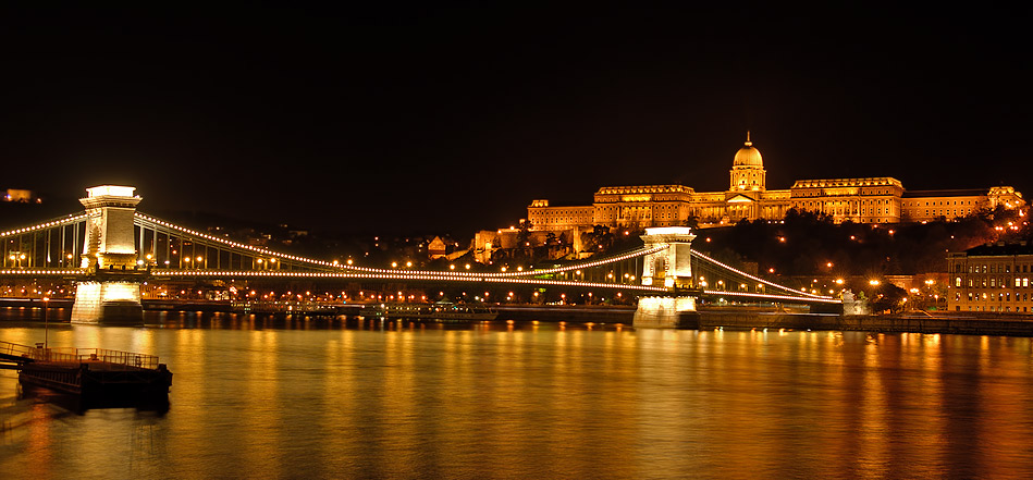 Budapest bei Nacht