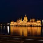 BUDAPEST BY NIGHT