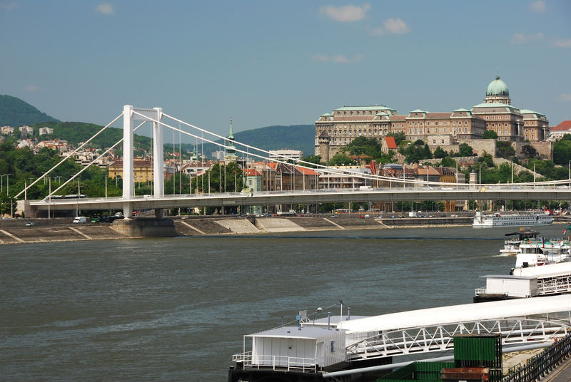 Budapest, Elisabeth Brücke und Burgpalast